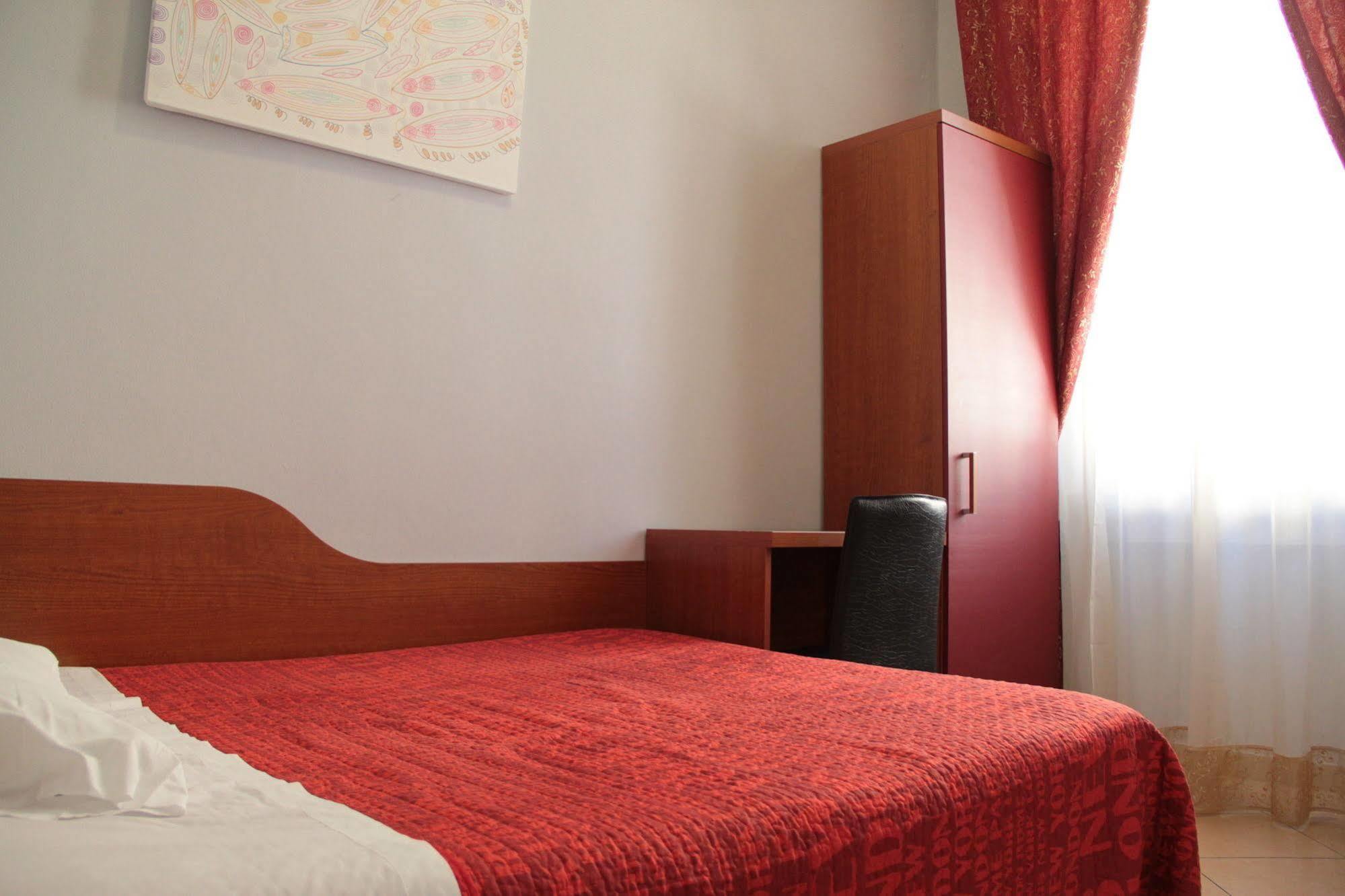 Hotel Siro Milan Exterior photo